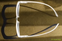 Brille im Schatten