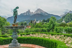 Rosengarten im Schloss Berchtesgaden