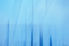 Linien in Blau