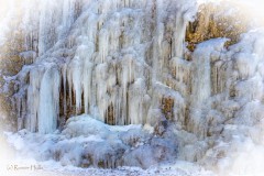 Gefrorener Wasserfall