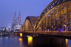 3Annelies_Grasenack_Koeln-Hohenzollernbruecke-und-Dom_IMG_3411