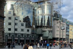 Theresia Lohmeyer - Spuren vom Stephansdom im Haas-Haus