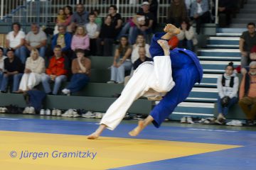 Juergen_Gramitzky_Judo_Grafing_260411_03_LoRes_c